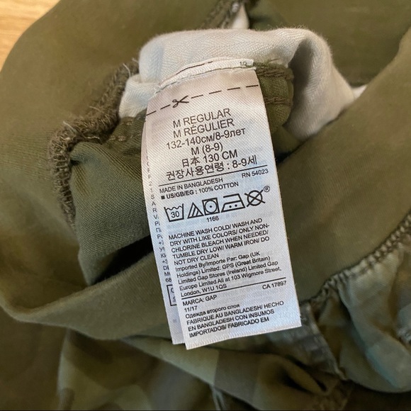 2/$20 Gap camouflage Sz 8 Shorts - Picture 6 of 7